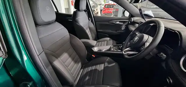 2024 Alfa Romeo Tonale Ti seating and driver seat