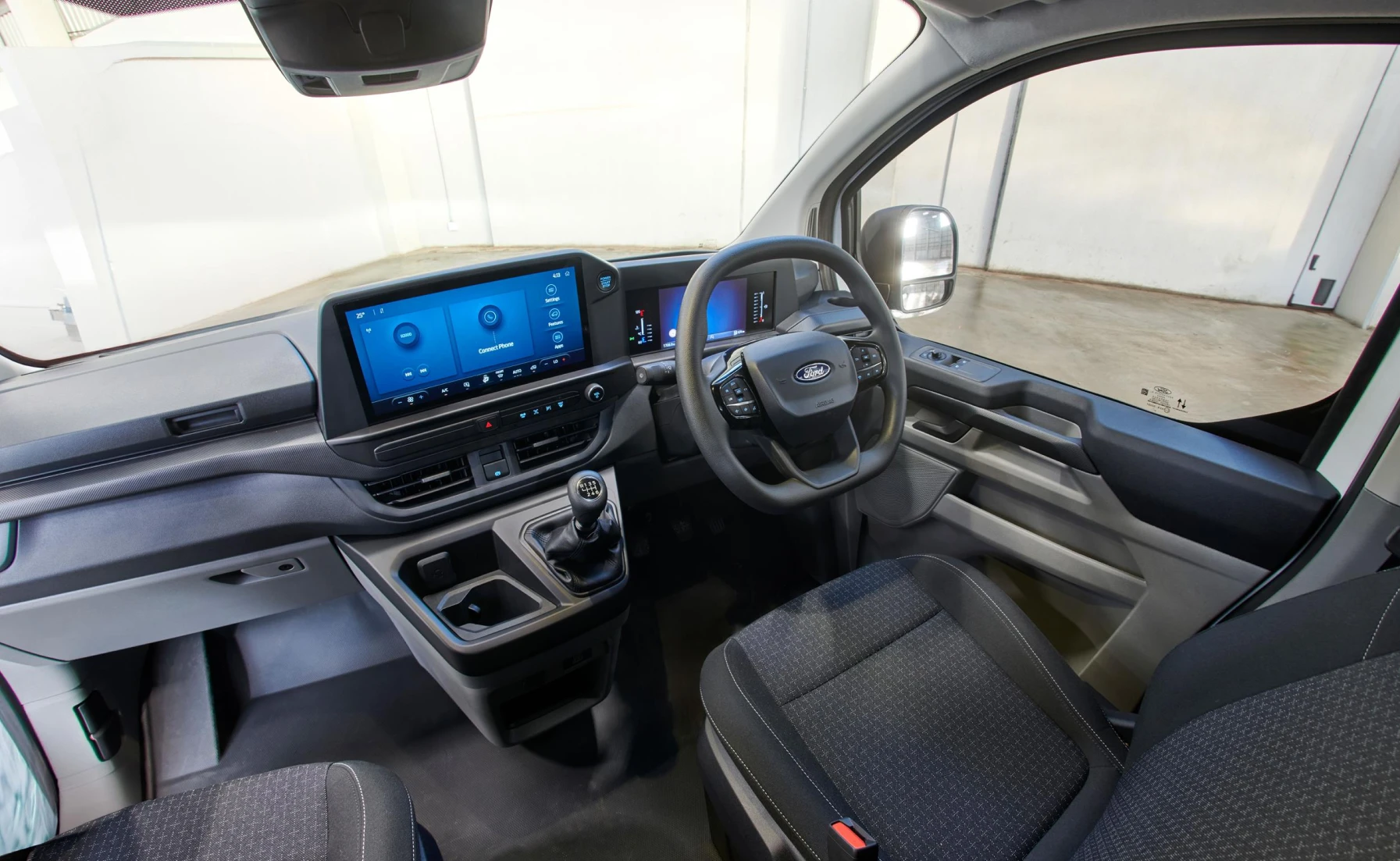 Ford Ford Tourneo Custom 2.0TDCI LWB Trend 8AT Variant Image